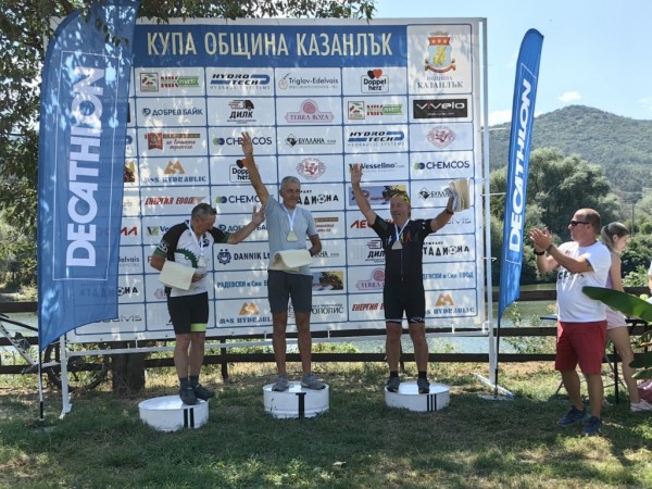 Над 100 участници се включиха в традиционното състезание по планинско колоездене за Купата на Община Казанлък 