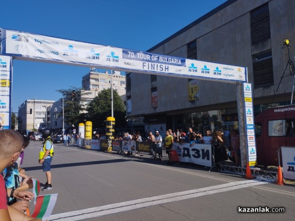 Полякът Матеуш Грабис спечели втория етап от колоездачната обиколката на България