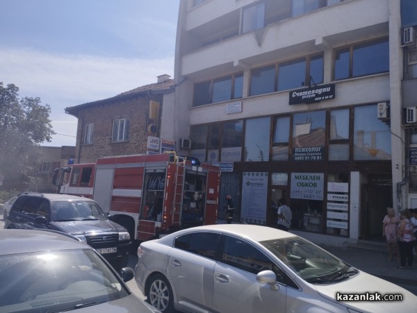 Горя магазин за електроматериали на ул.“Христо Ботев“