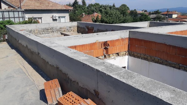 Груб строеж и цялостен ремонт на стари къщи от фирма Палова 2019 ЕООД
