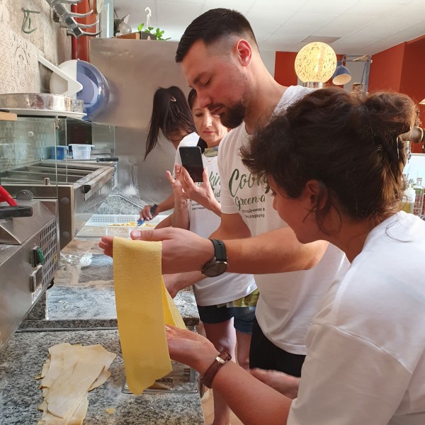 Поредна мобилност за ПГЛПТ по партньорски проект по програма Еразъм+