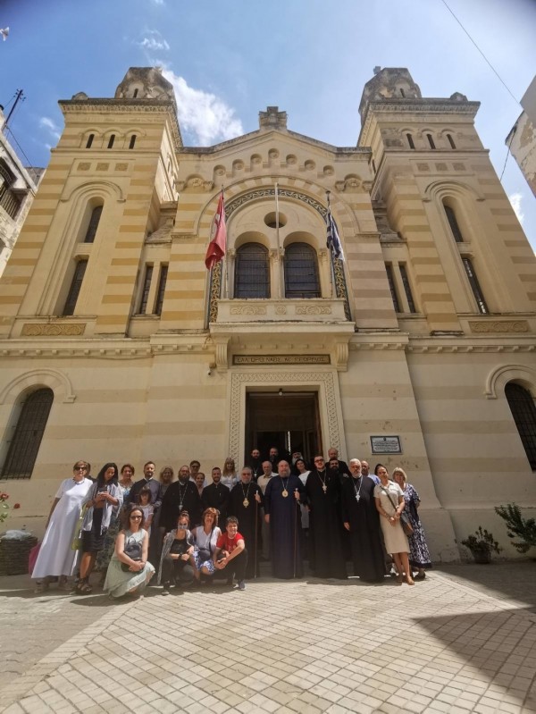  На имения си ден митрополит Киприан служи в Тунис