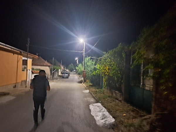 Монтираха ново улично осветление в село Розово 