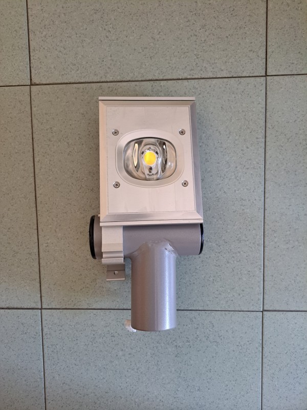 Монтираха ново улично осветление в село Розово 