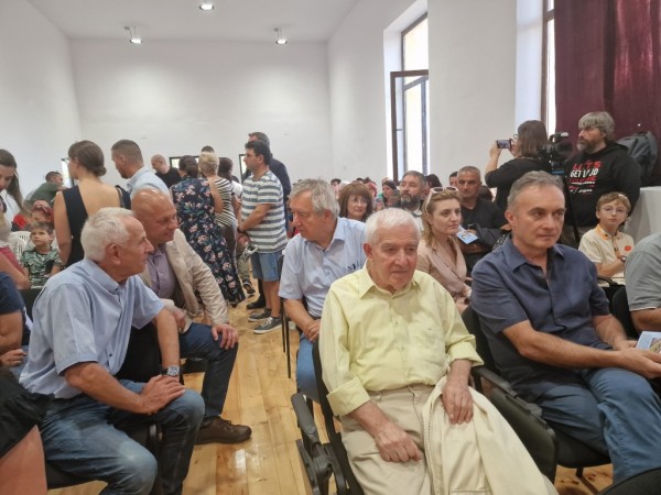 Кметът Галина Стоянова: Да направим новата сграда на училището в Розово смислено място за децата