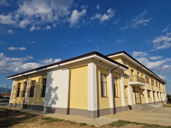 Кметът Галина Стоянова: Да направим новата сграда на училището в Розово смислено място за децата