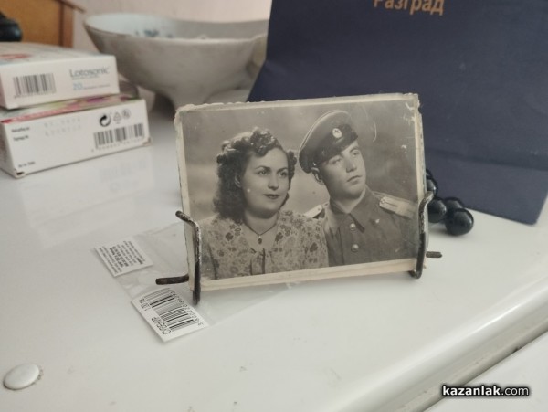 Бай Христо, както го наричат близките, отпразнува своя 100-годишен юбилей в Казанлък / Видео