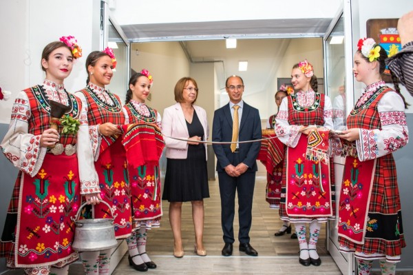 Начало на новата учебна година в ППМГ „Никола Обрешков“/ Снимки Ивайло Илиев