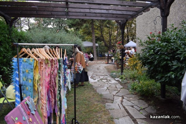 Творци и занаятчии се събраха в двора на музей “Чудомир“ за четвъртото издание на “Изкуството като хоби и вдъхновение“