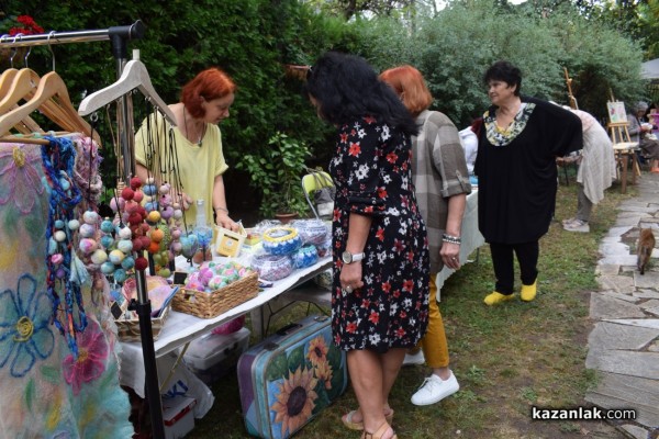 Творци и занаятчии се събраха в двора на музей “Чудомир“ за четвъртото издание на “Изкуството като хоби и вдъхновение“