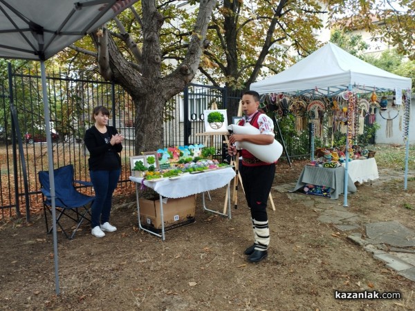Творци и занаятчии се събраха в двора на музей “Чудомир“ за четвъртото издание на “Изкуството като хоби и вдъхновение“