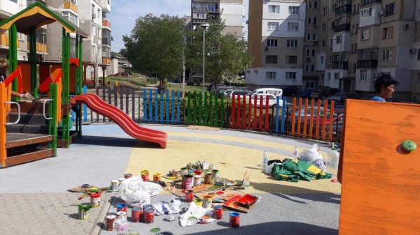 Нов рекорд с общо 138 400 кг. изхвърлен битов отпадък по време на проведената кампания  „Да почистим Казанлък“