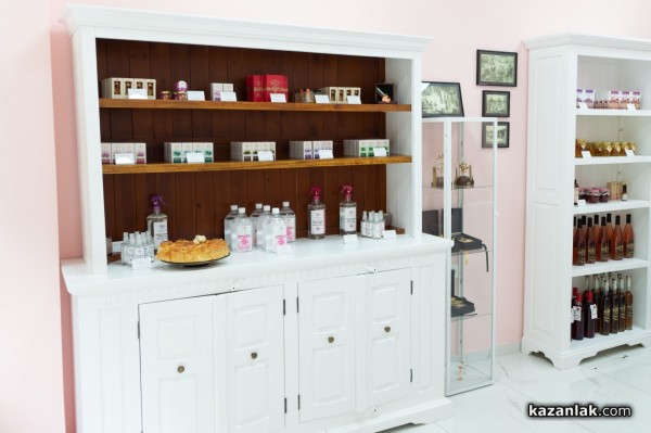 Новият магазин на „Дамасцена“ отвори врати в центъра на Казанлък