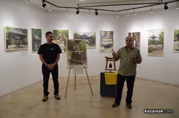 Музеят на фотографията представи красива изложба с близо 40 фотографии отпечатани на специална японска хартия 