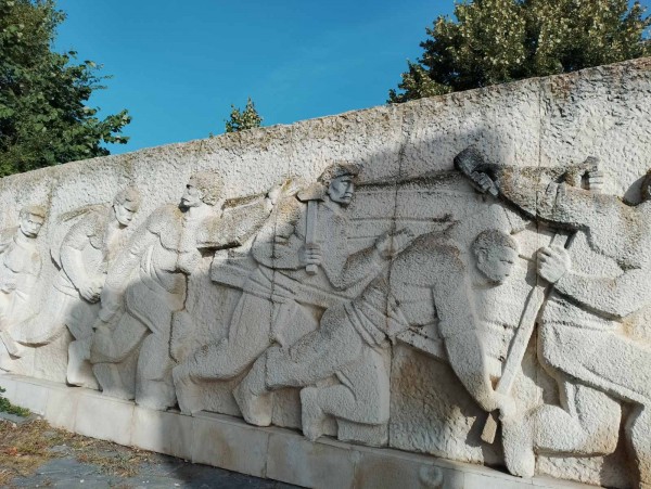 Забравихме въстанието. Или за едни 50 години време