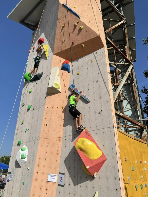 3 шампионски и 1 вицешампионска титла спечелиха катерачите на “Селт“ от Държавното в Казанлък 