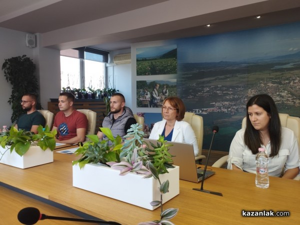 Ново уеб-приложение ще се бори с наркоразпространението в община Казанлък 