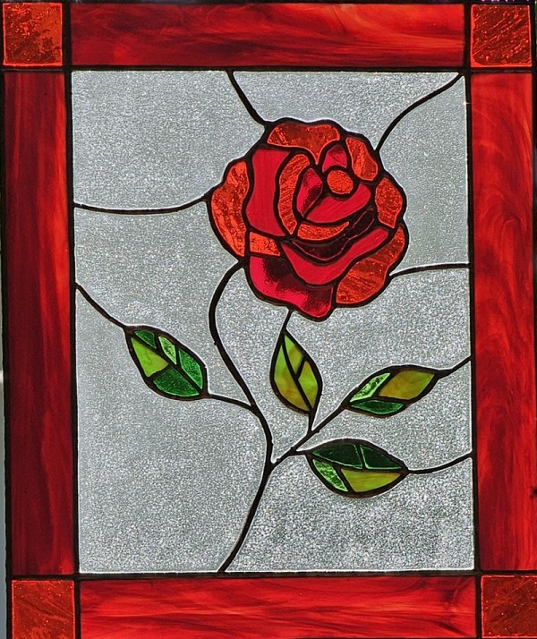 Двама казанлъшки творци представят обща изложба в София 