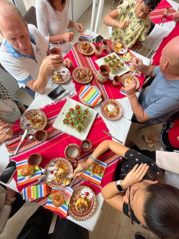 ПГЛПТ посрещна гости от Италия по международен партньорски проект по Еразъм +