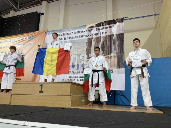 Казанлъшките каратисти от „Шори Доджо“ извоюваха световни титли от първенството в Гърция