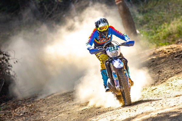 Казанлъшките ендуро състезатели с призови места от EnduroX Alba – Damascena