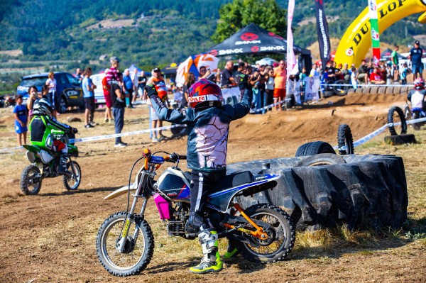 Казанлъшките ендуро състезатели с призови места от EnduroX Alba – Damascena