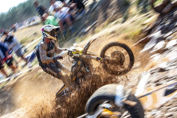 Казанлъшките ендуро състезатели с призови места от EnduroX Alba – Damascena