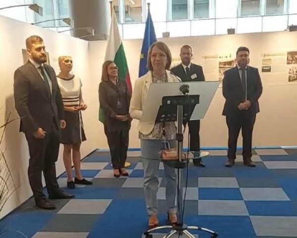 Галина Стоянова: Обединихме се и защитихме розовото масло