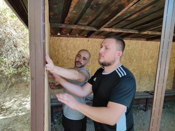 Реновират заслона в “Мезарлък дере” в с. Горно Изворово 