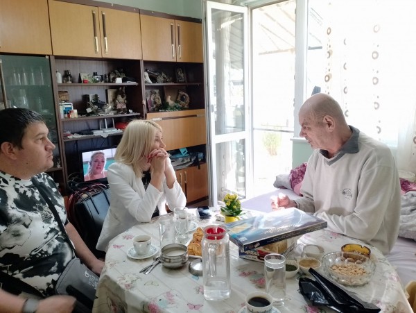 Има такъв народ. И такива  герои