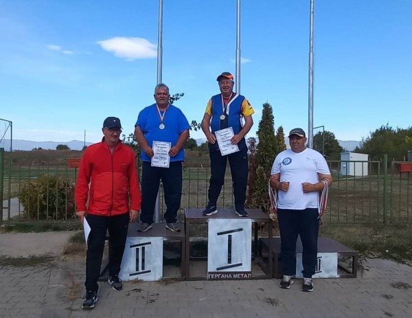 Златни и сребърни медали завоюваха стрелците от КЛС “Балиста“ - Казанлък в турнир по ловна стрелба