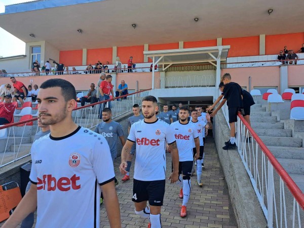 Младият ни тим загуби съботния мач в областното дерби