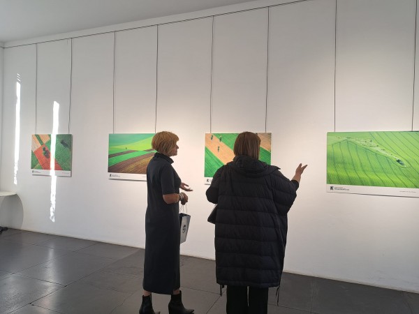 Александър Иванов представи своята изложба „България от птичи поглед“ във Виена