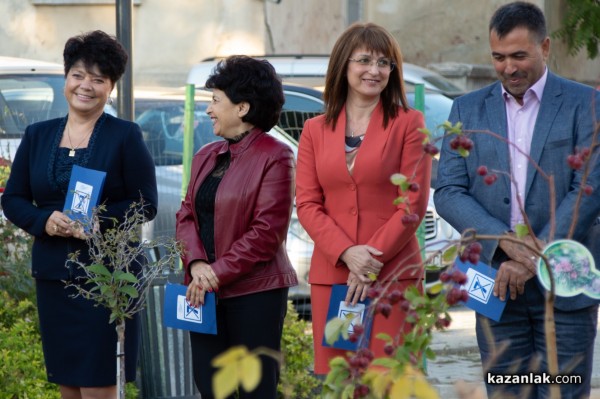 ГЕРБ представи кандидатите за общински съветници и кметове на населени места в община Казанлък / Видео