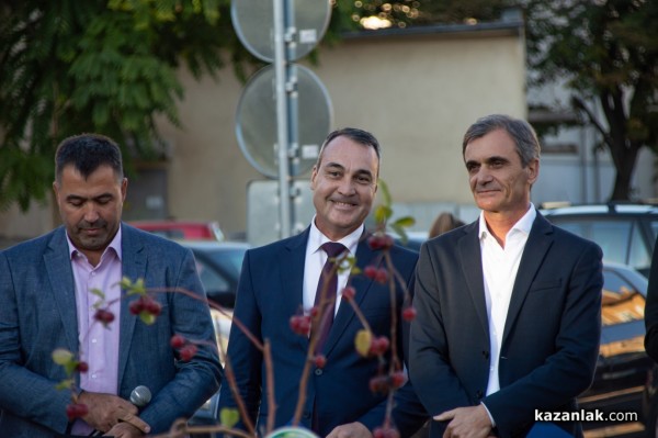 ГЕРБ представи кандидатите за общински съветници и кметове на населени места в община Казанлък / Видео