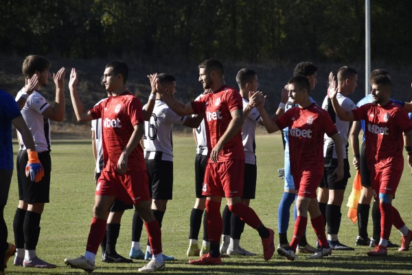 “Розите“ направиха равенство при гостуването си на “Локомотив Пловдив“