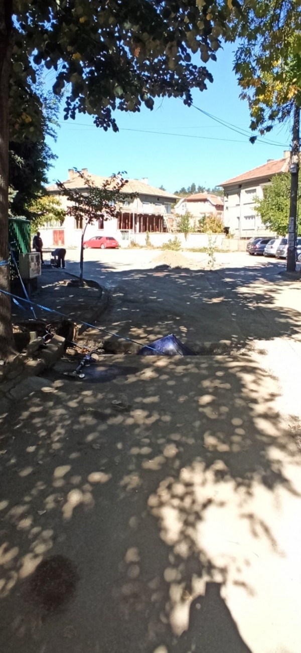 Живка Железова: Как да „надграждаме“, когато около нас са руини?!