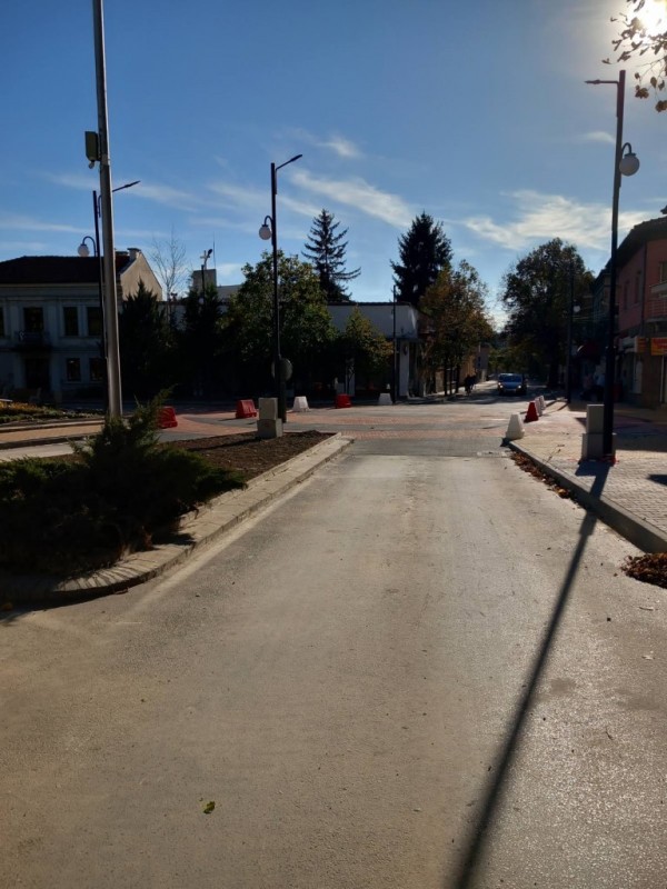 Възстановяване на движението на ППС по ул.“Македония“ и ул.“Христо Ботев“ от днес