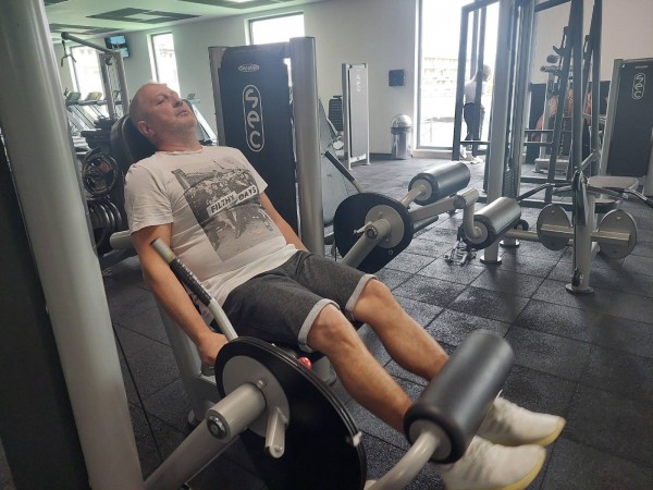 Д-р Колев, №1: Ремонтираме всички терени и площадки. Масовият спорт прави здрава нацията