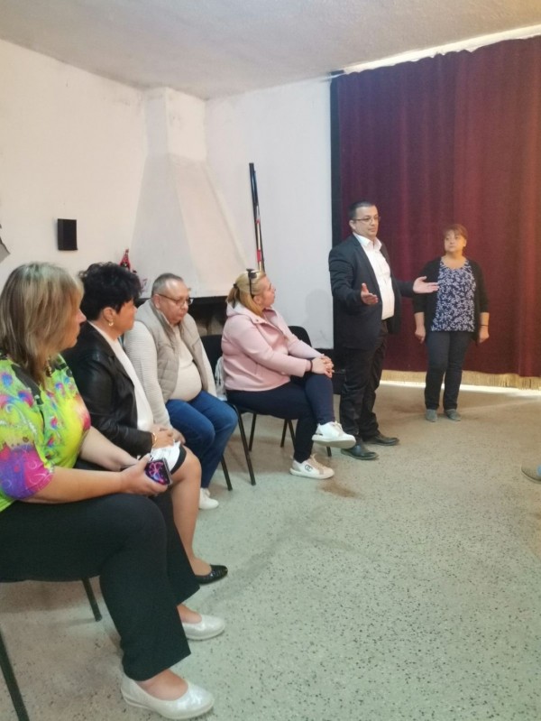 Мима Колева (Хаджидимитрово): Ремонт на Младежкия дом и изграждане на детски площадки са част от Програмата ми