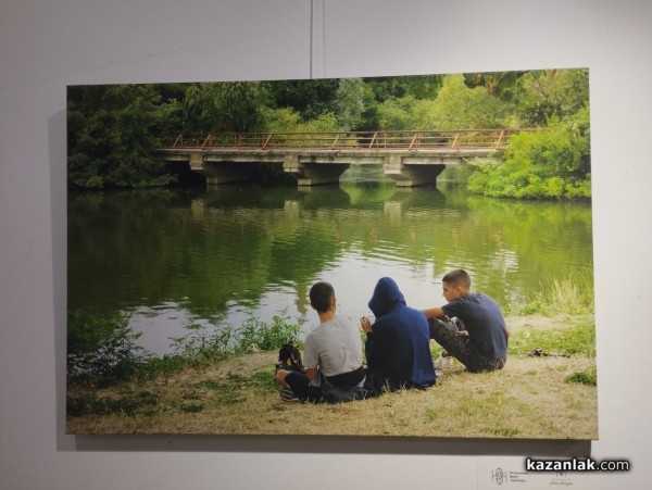 35 творби на 14 незрящи фотографи от проекта “Душата вижда“ бяха представени в Музея на фотографията