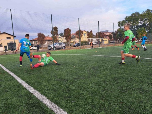 Отборът на ОУ “Никола Й. Вапцаров“ стана шампион, а ОУ “Георги Кирков“ вицешампион в общинското първенство по футбол за 5-7 клас