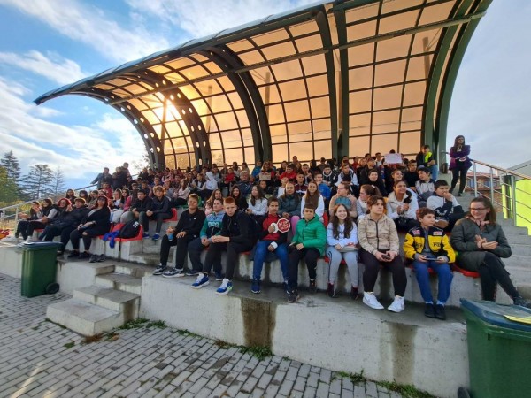 Отборът на ОУ “Никола Й. Вапцаров“ стана шампион, а ОУ “Георги Кирков“ вицешампион в общинското първенство по футбол за 5-7 клас