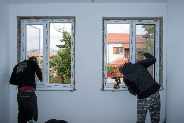 Здравната служба в Крън вече има нова дограма