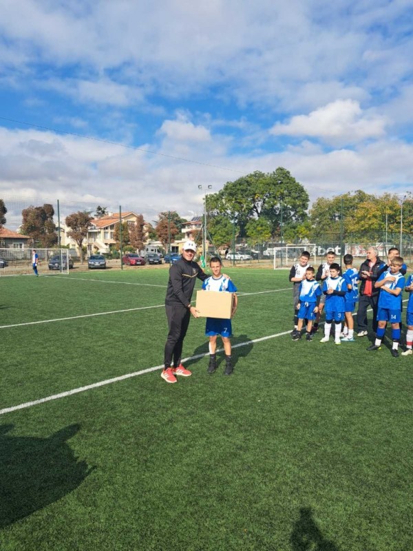 Отборът на ОУ “Никола Й. Вапцаров“ стана шампион, а ОУ “Георги Кирков“ вицешампион в общинското първенство по футбол за 5-7 клас