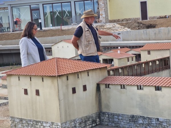 Проф. Николай Овчаров за проекта „Светът на траките“: Възхитен съм!