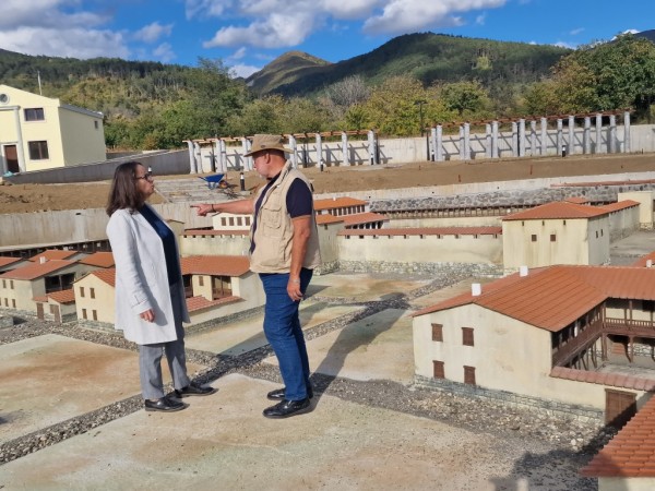 Проф. Николай Овчаров за проекта „Светът на траките“: Възхитен съм!