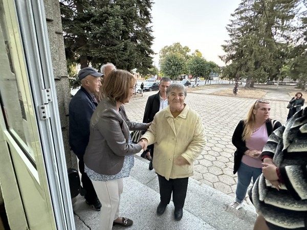 Петър Петров (с.Бузовград): Водоснабдяването на Бузовград е основен проблем. Имам решение. 