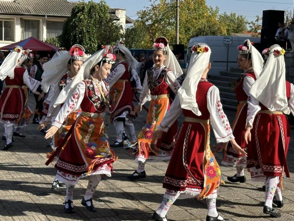 Венцислав Колев: Пожелавам на розовци здраве, благополучие и добри дни!