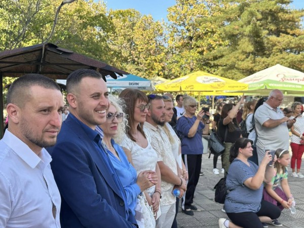 Венцислав Колев: Пожелавам на розовци здраве, благополучие и добри дни!